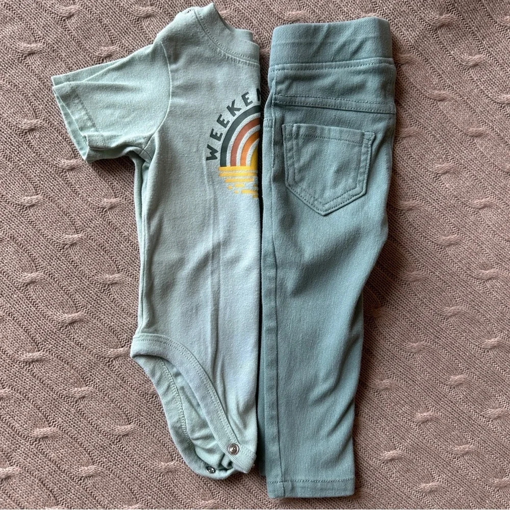 EUC Garanimals Baby Girl Outfit Set, Teal “Weekend Vibes”, 12 Months